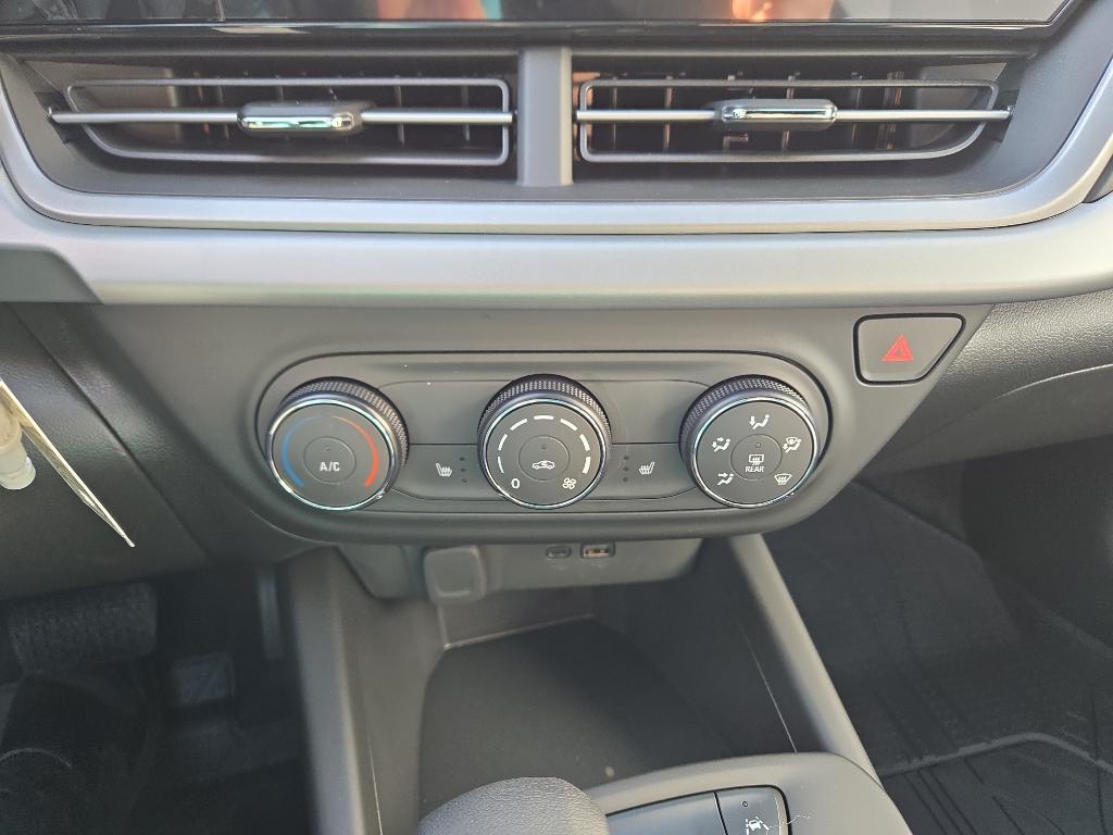 new 2026 Chevrolet Trax car, priced at $25,789