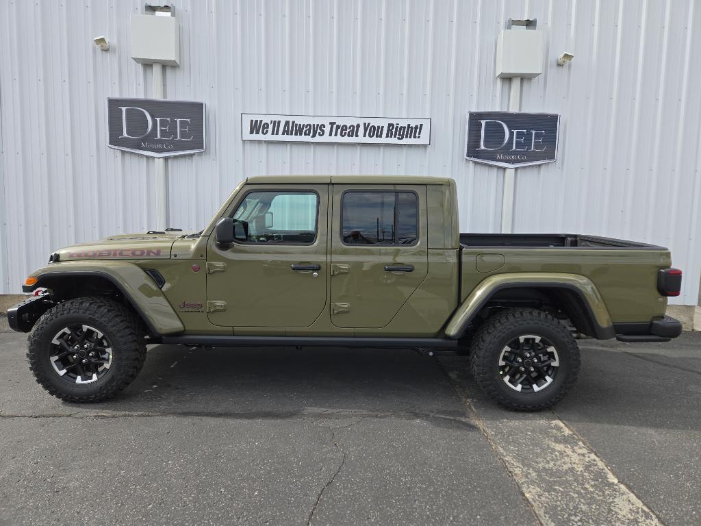 new 2025 Jeep Gladiator car, priced at $58,633