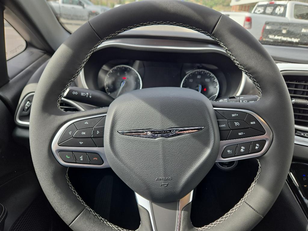 new 2025 Chrysler Voyager car, priced at $39,079