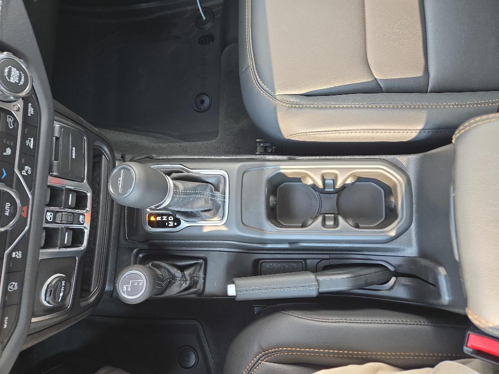new 2025 Jeep Gladiator car, priced at $46,893