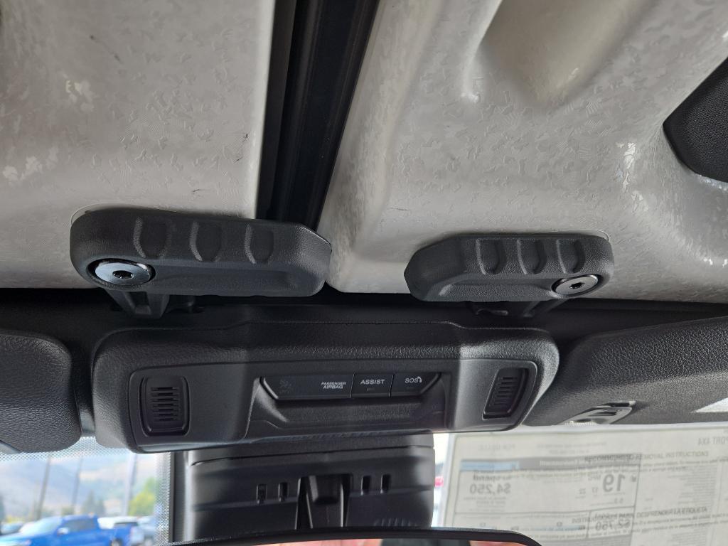 new 2025 Jeep Gladiator car, priced at $46,893