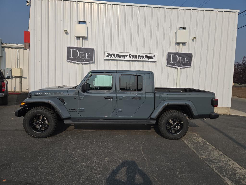 new 2025 Jeep Gladiator car, priced at $49,893