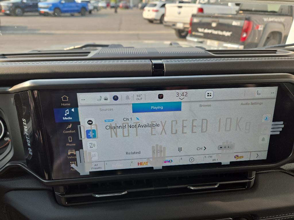 new 2025 Jeep Gladiator car, priced at $46,893