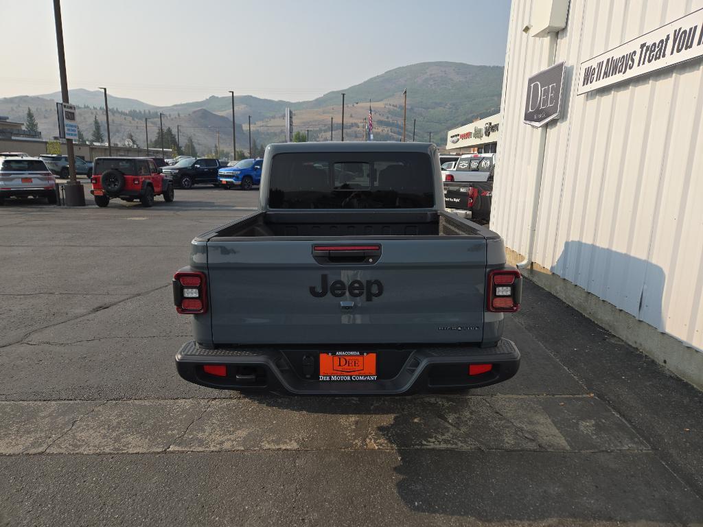 new 2025 Jeep Gladiator car, priced at $46,893