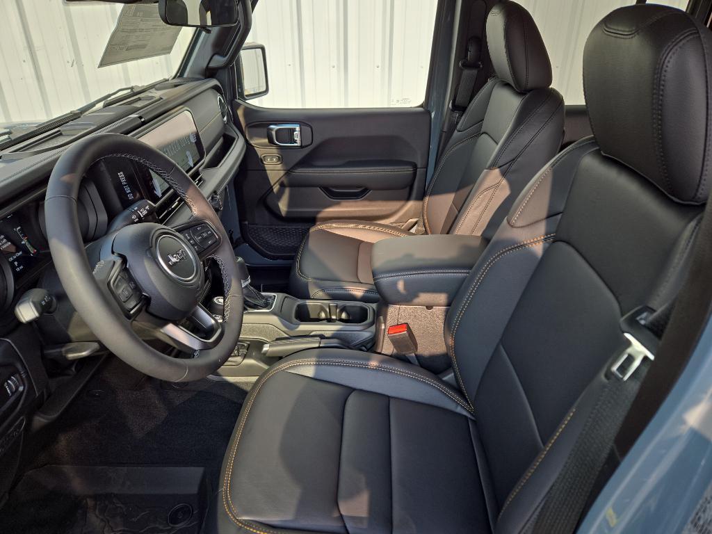 new 2025 Jeep Gladiator car, priced at $46,893