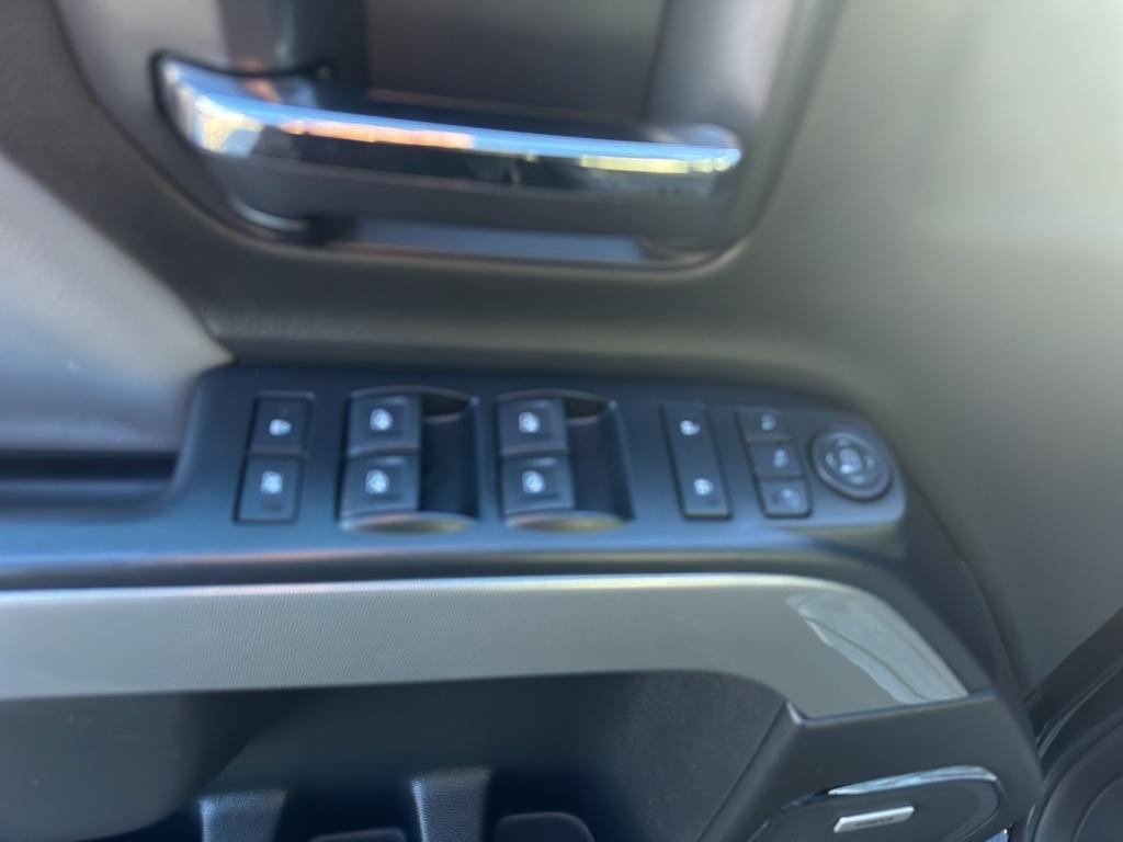 used 2018 Chevrolet Silverado 1500 car, priced at $32,299