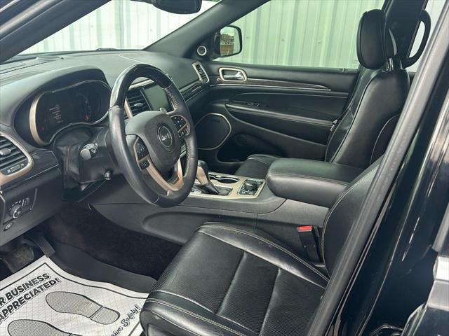 used 2017 Jeep Grand Cherokee car, priced at $18,299