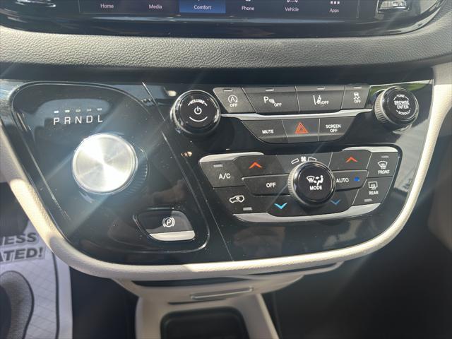 used 2023 Chrysler Pacifica car, priced at $25,299