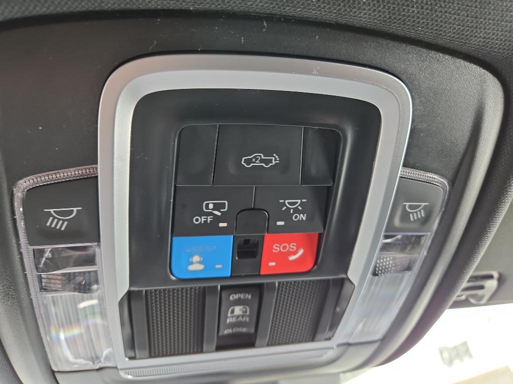 new 2025 Ram 1500 car, priced at $63,066