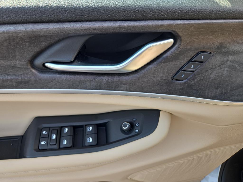 new 2025 Jeep Grand Cherokee car, priced at $46,188