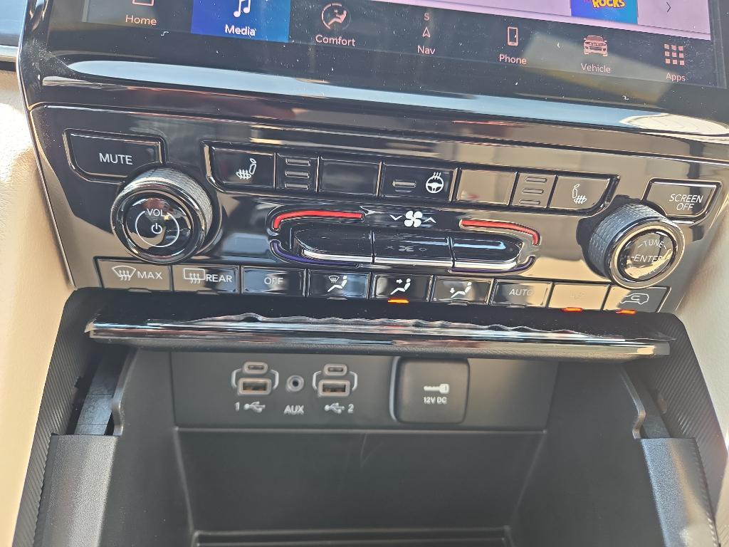 new 2025 Jeep Grand Cherokee car, priced at $46,188