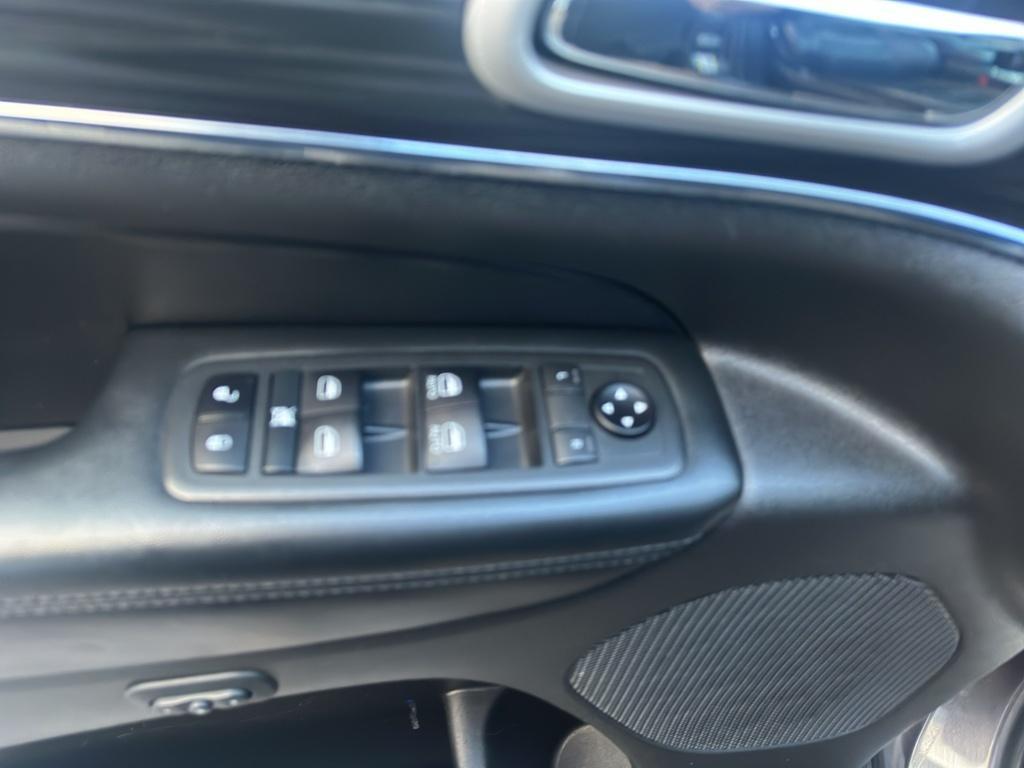 used 2020 Jeep Grand Cherokee car, priced at $24,299