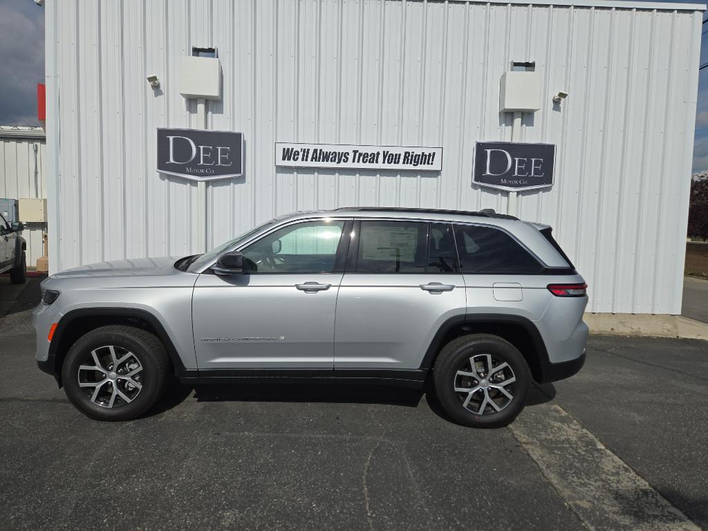 new 2025 Jeep Grand Cherokee car, priced at $50,884