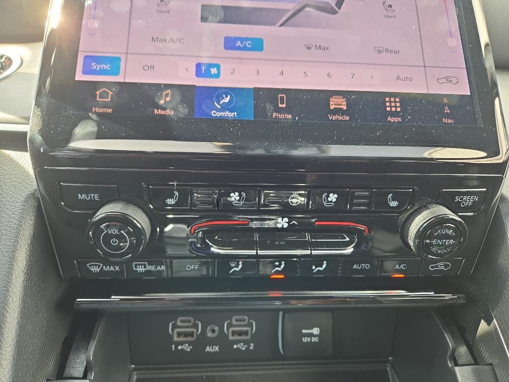 new 2025 Jeep Grand Cherokee car, priced at $50,884