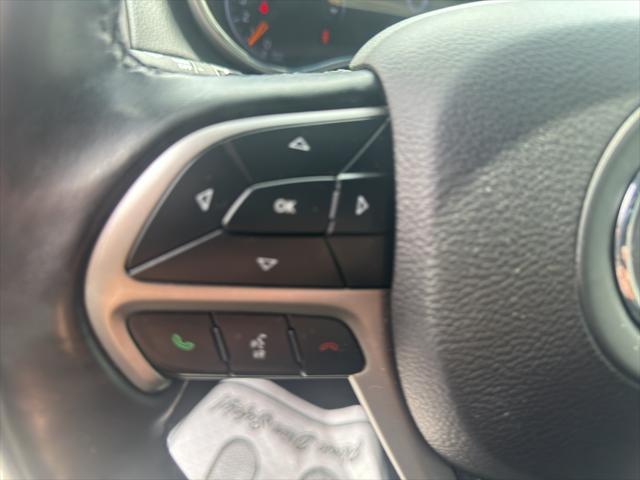 used 2020 Jeep Grand Cherokee car, priced at $25,299