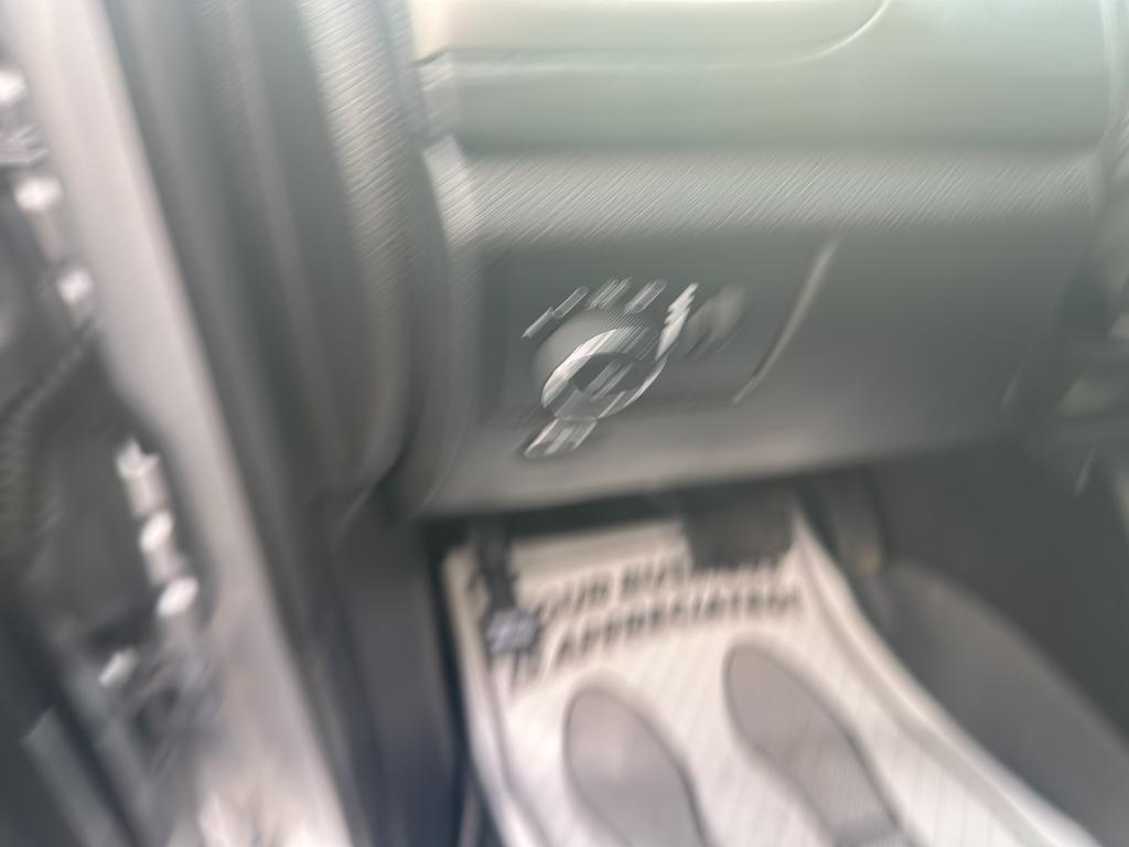 used 2021 Jeep Grand Cherokee car, priced at $27,299