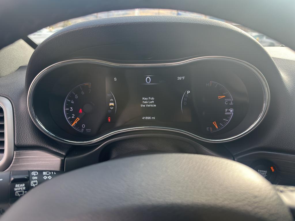 used 2021 Jeep Grand Cherokee car, priced at $27,299