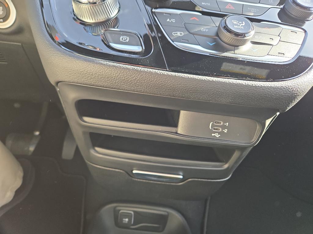 new 2026 Chrysler Pacifica car, priced at $45,923