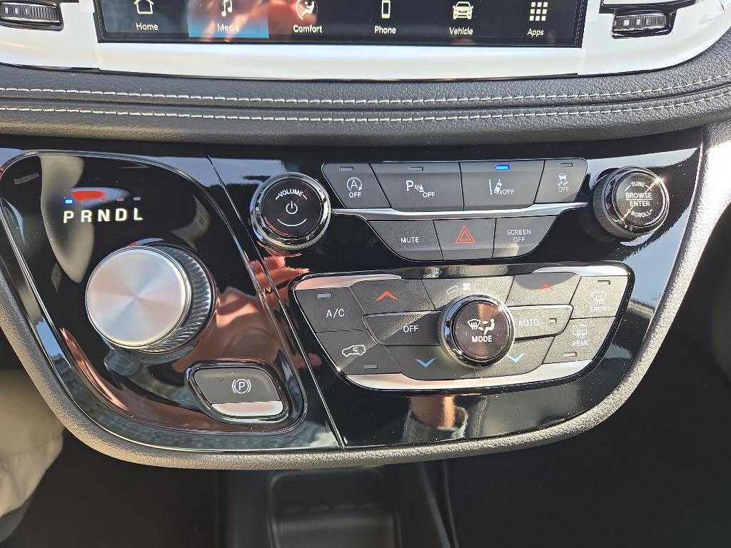 new 2026 Chrysler Pacifica car, priced at $45,923