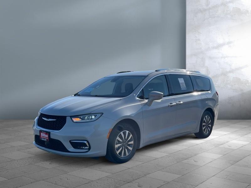used 2021 Chrysler Pacifica car, priced at $22,965