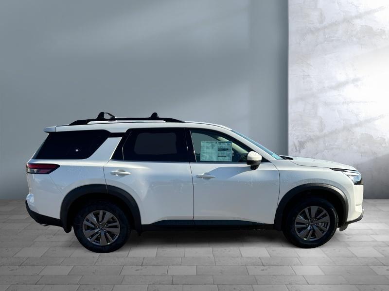 new 2024 Nissan Pathfinder car, priced at $47,250