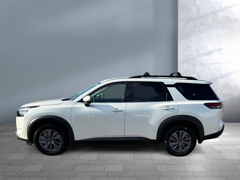 new 2024 Nissan Pathfinder car, priced at $47,250