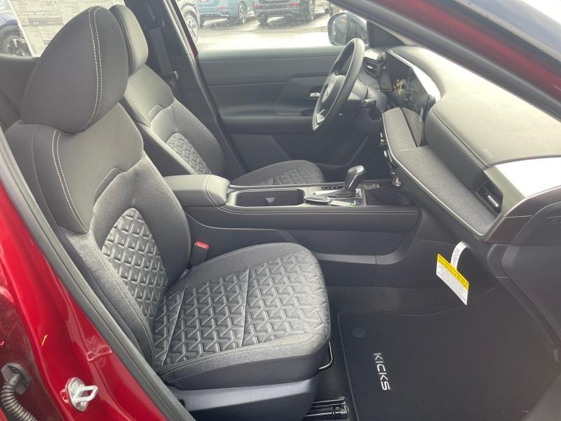 new 2025 Nissan Kicks car, priced at $29,360