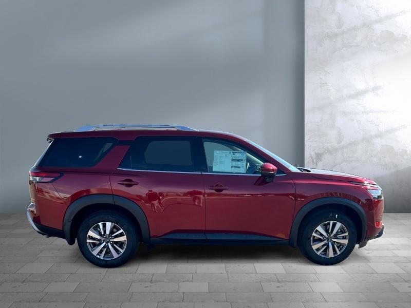 new 2024 Nissan Pathfinder car, priced at $47,825