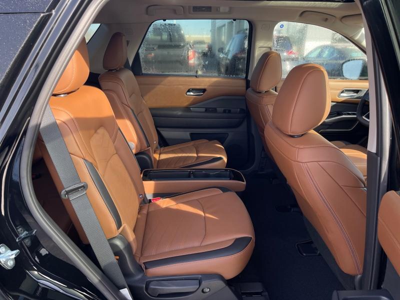 new 2025 Nissan Pathfinder car, priced at $55,065