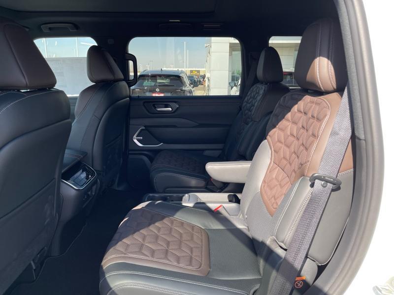 new 2025 Nissan Armada car, priced at $87,910