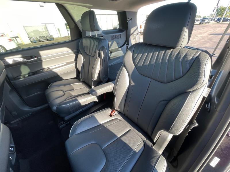 used 2024 Hyundai Palisade car, priced at $43,988