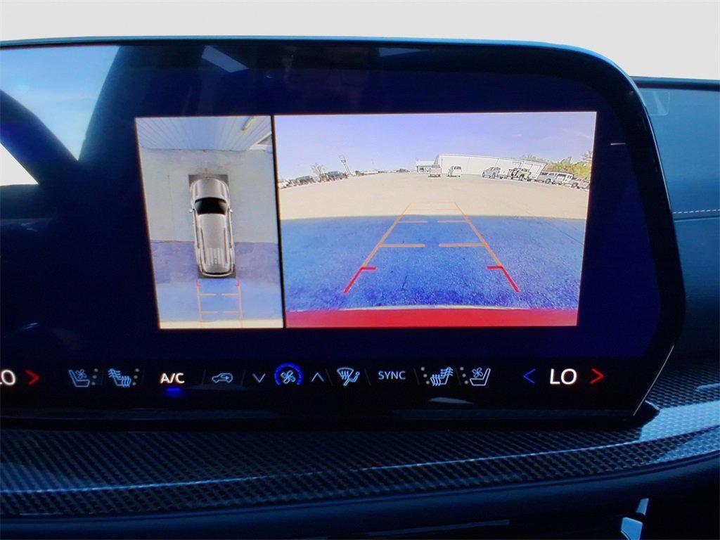 new 2026 Chevrolet Traverse car, priced at $59,180