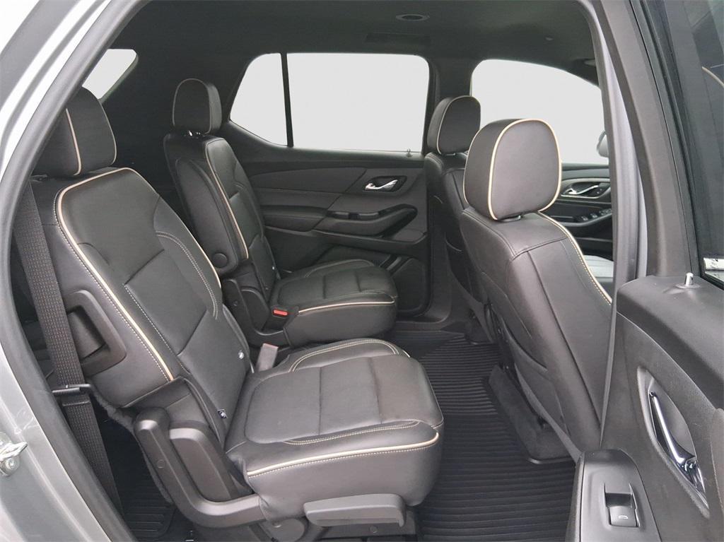used 2023 Chevrolet Traverse car, priced at $31,391