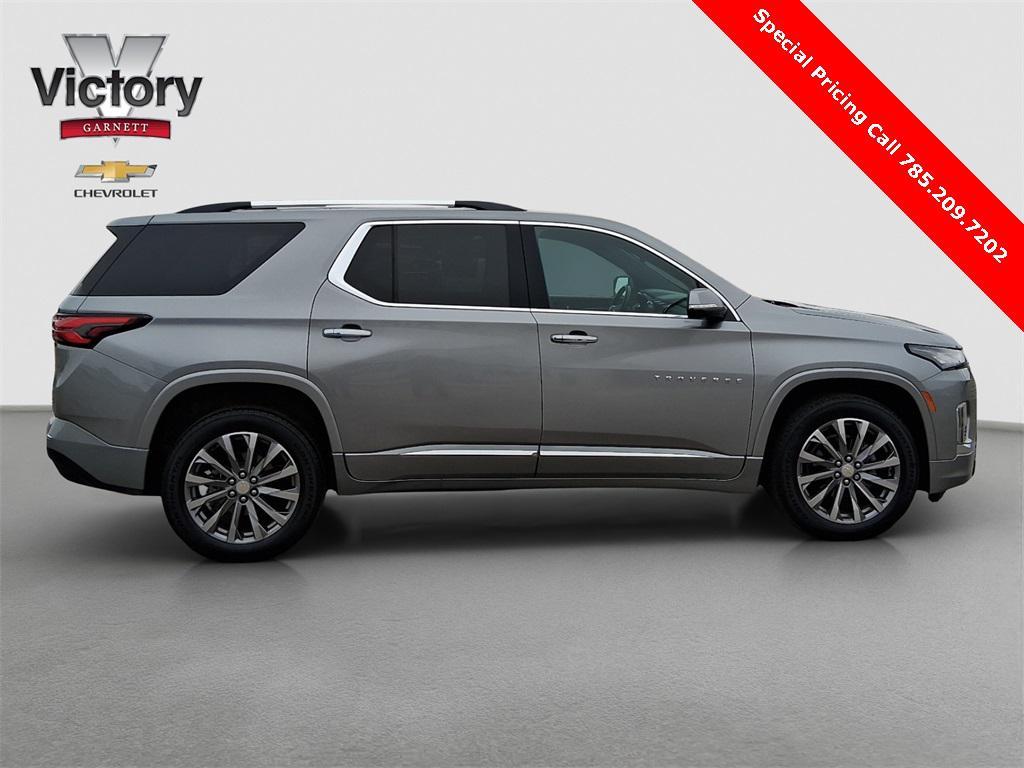 used 2023 Chevrolet Traverse car, priced at $28,290