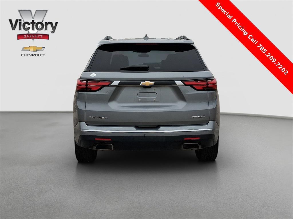 used 2023 Chevrolet Traverse car, priced at $28,290