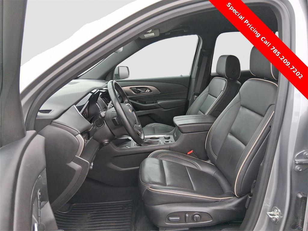 used 2023 Chevrolet Traverse car, priced at $28,290
