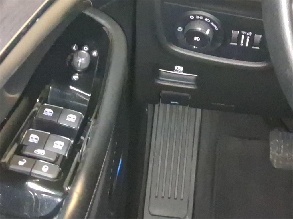 used 2021 Jeep Grand Cherokee L car, priced at $29,995