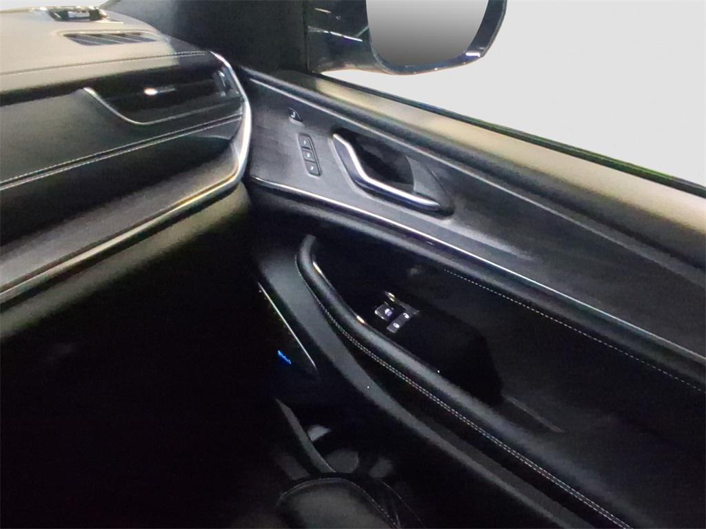 used 2021 Jeep Grand Cherokee L car, priced at $29,995