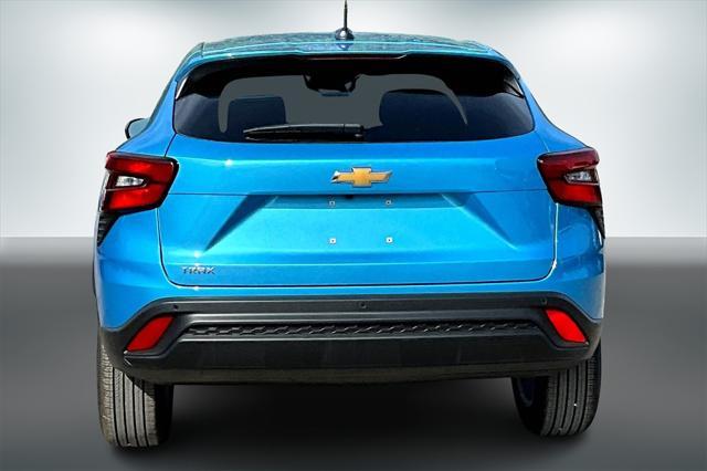 new 2025 Chevrolet Trax car, priced at $23,818