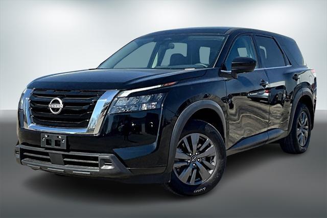used 2024 Nissan Pathfinder car, priced at $23,240