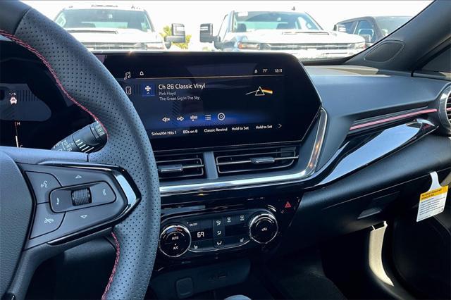 new 2025 Chevrolet Trax car