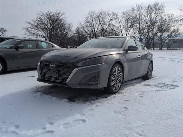 used 2023 Nissan Altima car, priced at $24,490