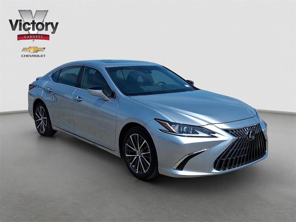 used 2023 Lexus ES 250 car, priced at $30,727