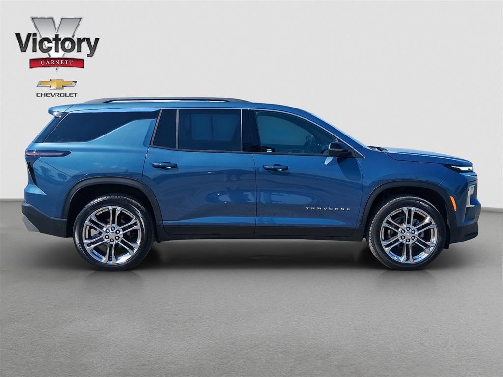 used 2025 Chevrolet Traverse car, priced at $36,991