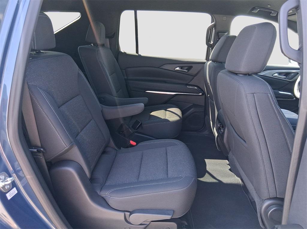 used 2025 Chevrolet Traverse car, priced at $36,991