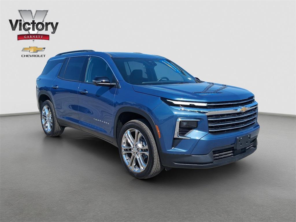 used 2025 Chevrolet Traverse car, priced at $36,991