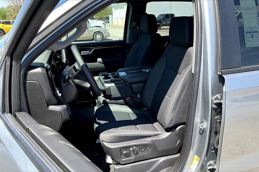 new 2025 Chevrolet Silverado 1500 car, priced at $50,745