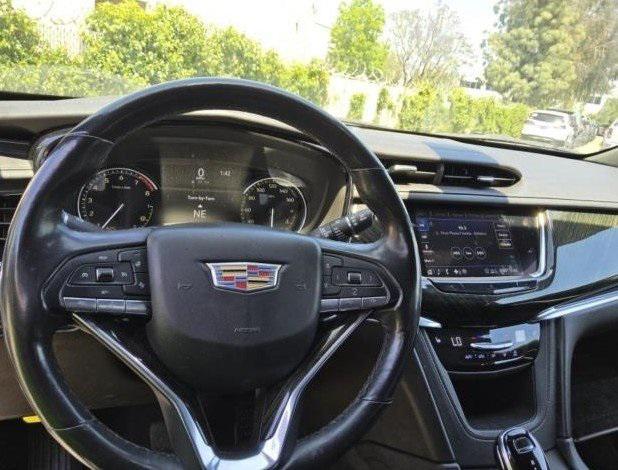 used 2020 Cadillac XT6 car, priced at $27,990
