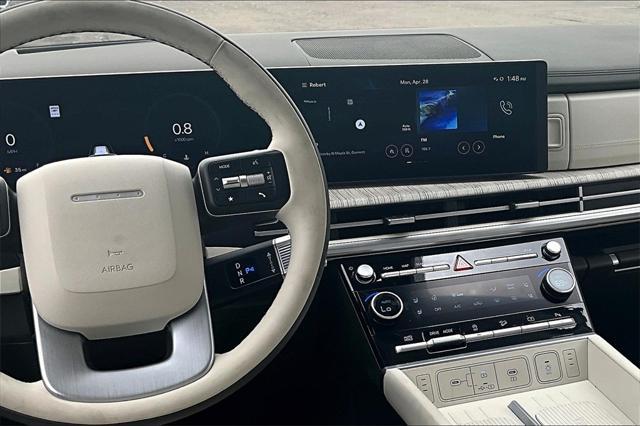used 2024 Hyundai Santa Fe car, priced at $38,990