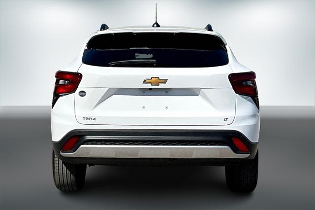 new 2025 Chevrolet Trax car, priced at $25,523